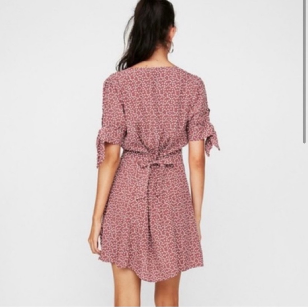 Express Retro Mauve Polka Dot Dress - Picture 2 of 6